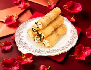 鹹蛋櫻花蝦蛋捲（配海苔忌廉）