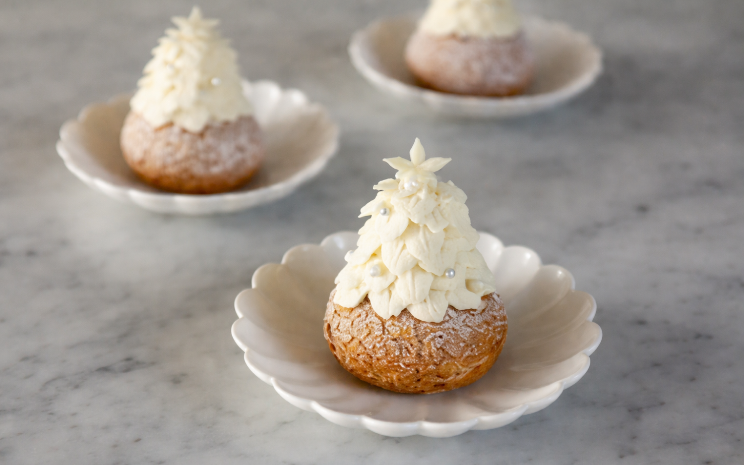 whitexmastree-banner-0